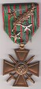 Croix de guerre, un symbole d'anciens combattants récupéré par l'extrême droite