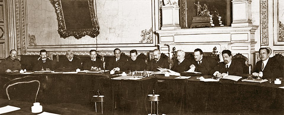 Gouvernement-provisoire-russe Mars1917.jpg