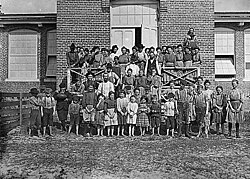 Enfants employés au Tifton Cotton Mills en Géorgie (États-Unis), 1909
