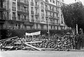 Barricade érigée par les colons réactionnaires à Alger en 1960