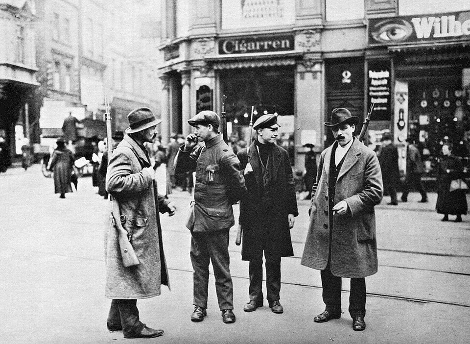 Fichier:Rote Ruhrarmee 1920.jpg