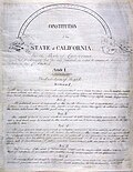 Chaque États des États-Unis a aussi sa constitution
