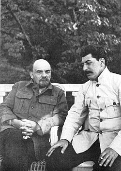 Lenine-Staline-1919.jpg